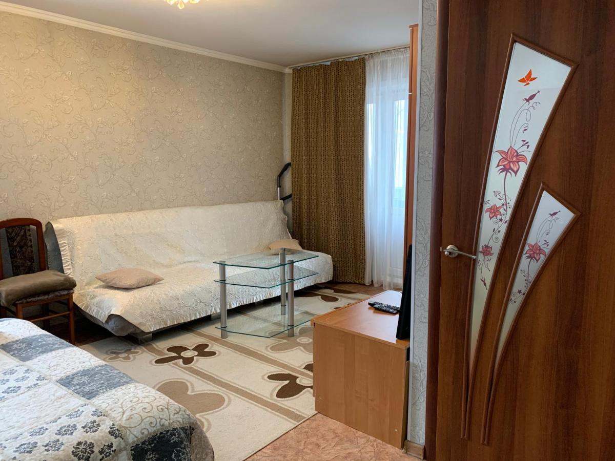 Уютная Квартира В Центре По Ул Гоголя Караганда Экстерьер фото